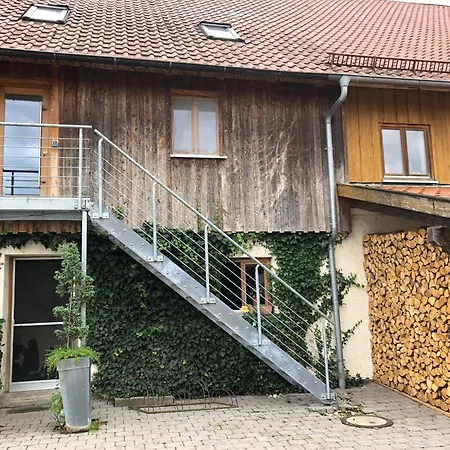 Bei Memmingen - Bauernhof In Апартаменты Benningen